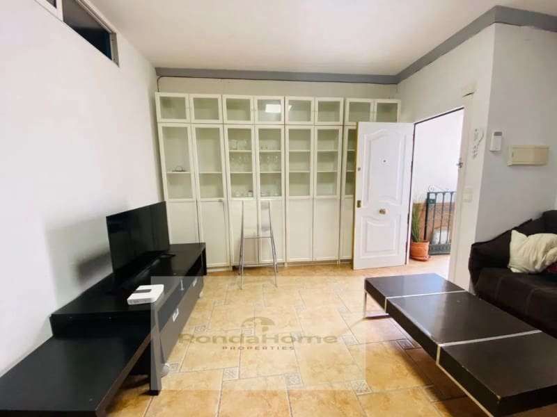2 bedroom Flat for rent in Torremolinos - € 1,300 (Ref: 10051836)