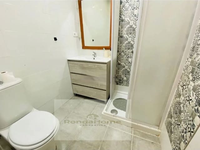 2 soveværelse Lejlighed til leje i Torremolinos - € 1.300 (Ref: 10051836)