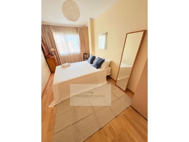 3 Zimmer Wohnung zu vermieten in Benalmadena Costa, Benalmádena mit Garage - 1.600 € (Ref: 10051837)