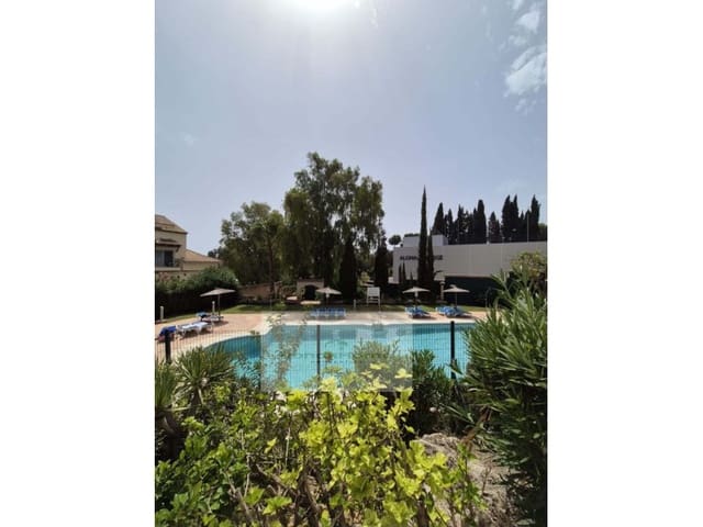 2 sypialnia Mieszkanie na sprzedaż w Las Brisas, Marbella z garażem - 400 000 € (Ref: 10055165)