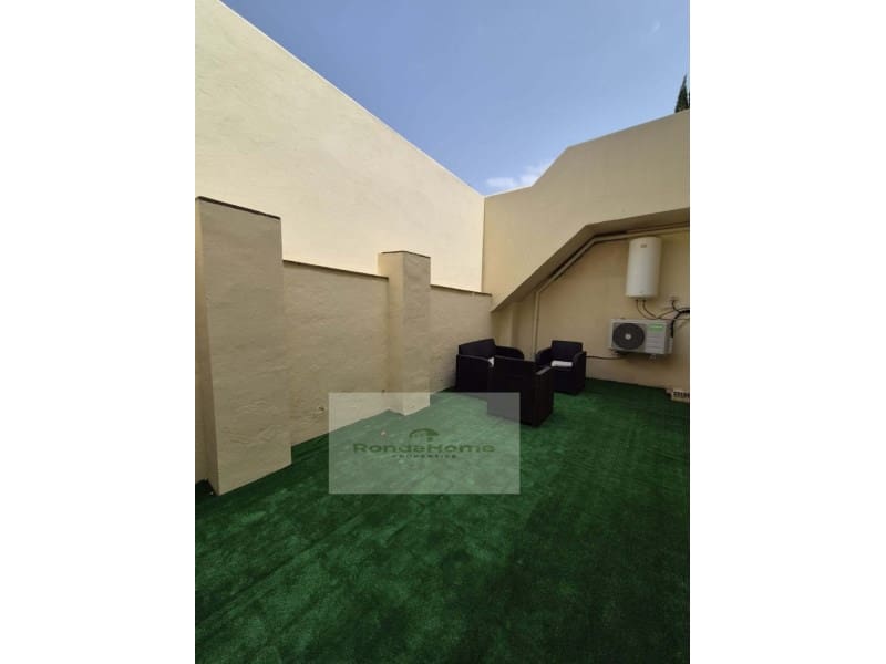 2 sypialnia Mieszkanie na sprzedaż w Nueva Andalucia z garażem - 400 000 € (Ref: 10055165)