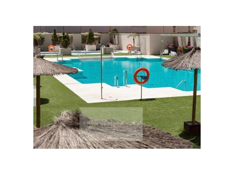 2 soverom Leilighet til leie i Malaga by med svømmebasseng garasje - € 1 300 (Ref: 10055166)