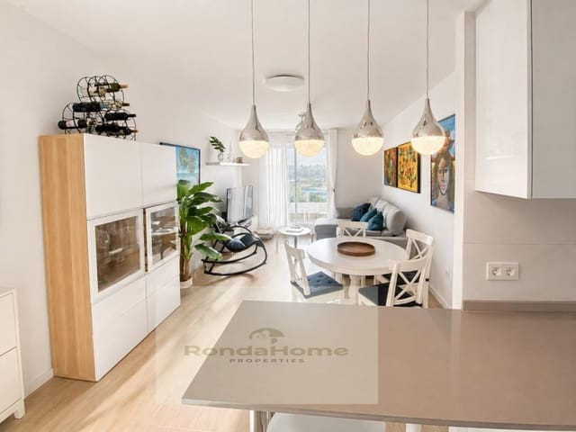 Piso de 2 habitaciones en Rodeo Alto - Guadaiza - La Campana, Marbella en alquiler con piscina garaje - 2.300 € (Ref: 10064137)