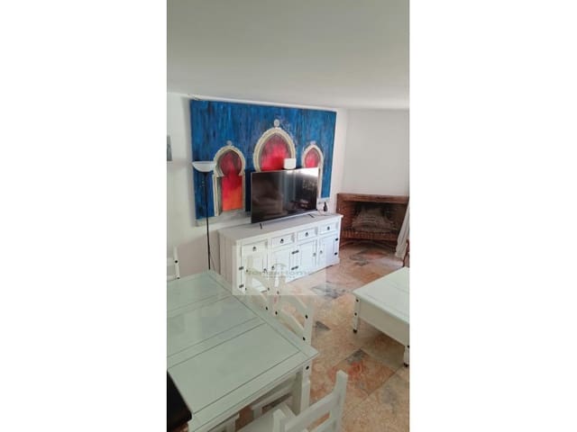 Villa/Maison Mitoyenne de 2 chambres à louer à Bello Horizonte - Lindasol, Marbella - 1 500 € (Ref: 10064140)