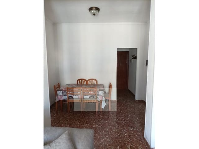 3 sovrum Lägenhet att hyra i El Molinillo, Málaga stad - 1 050 € (Ref: 10072564)