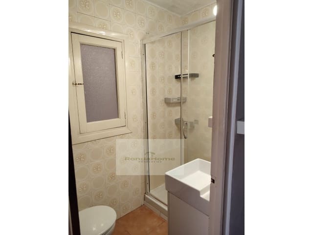 3 sovrum Lägenhet att hyra i El Molinillo, Málaga stad - 1 050 € (Ref: 10072564)
