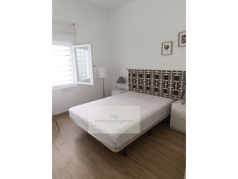 Piso de 2 habitaciones en Málaga ciudad en alquiler - 1.400 € (Ref: 10078119)