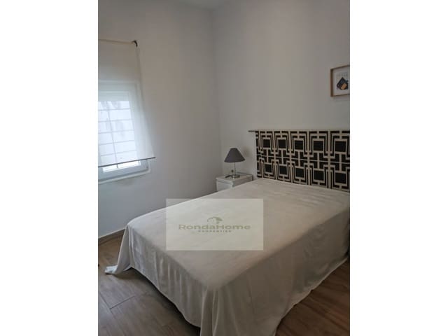 Piso de 2 habitaciones en Pedregalejo, Málaga ciudad en alquiler - 1.400 € (Ref: 10078119)