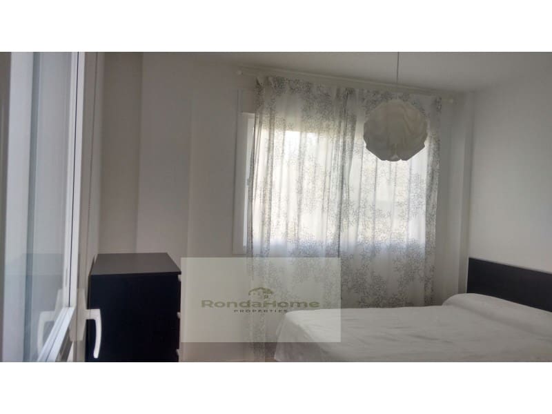 3 sypialnia Mieszkanie do wynajęcia w Mijas z basenem garażem - 1 200 € (Ref: 10081035)