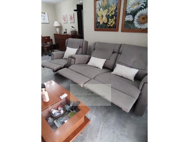 2 makuuhuone Asunto vuokrattavana paikassa Centro ciudad, Fuengirola mukana uima-altaan 
autotalli - 1 200 € (Ref: 10089486)