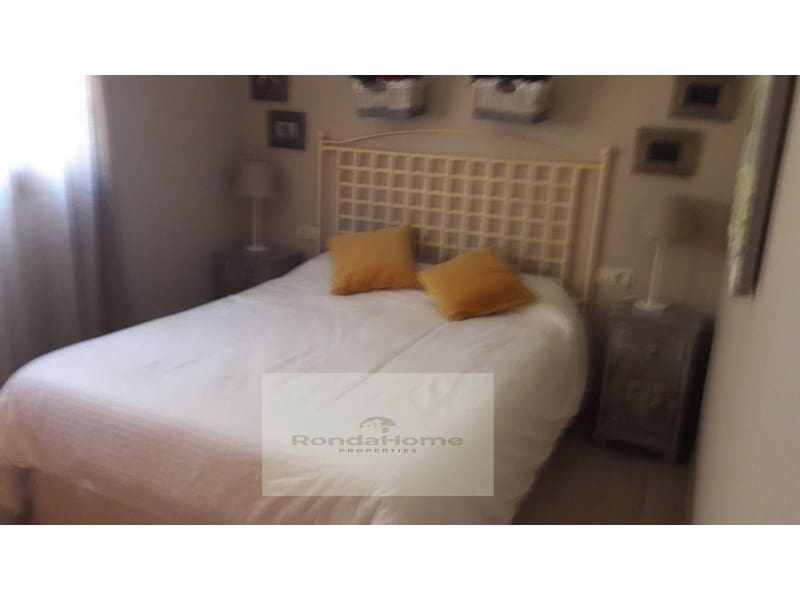 2 makuuhuone Asunto vuokrattavana paikassa Fuengirola mukana 
autotalli - 1 300 € (Ref: 10089487)