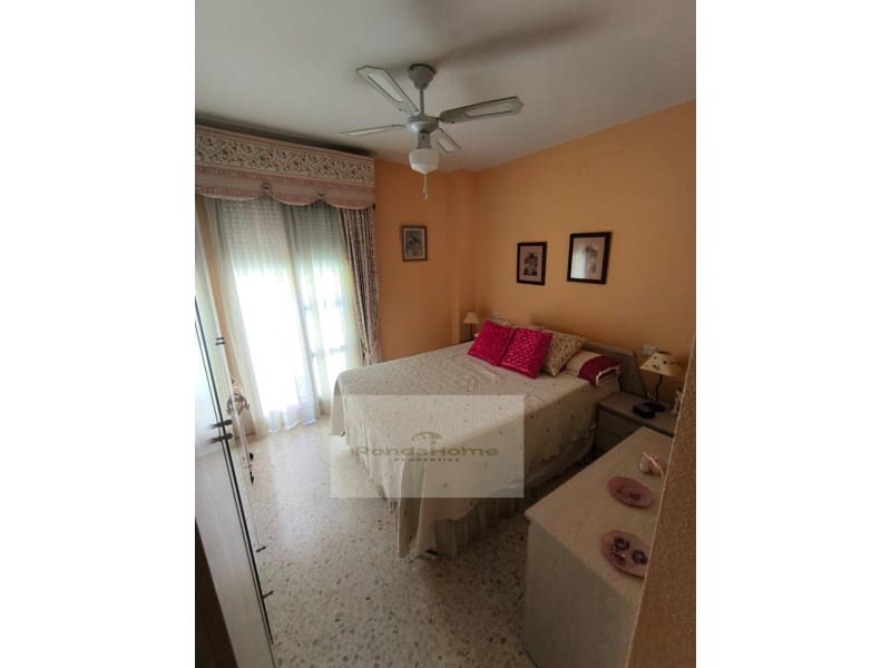 2 bedroom Flat for rent in Manilva with pool garage - € 1,100 (Ref: 10094460)