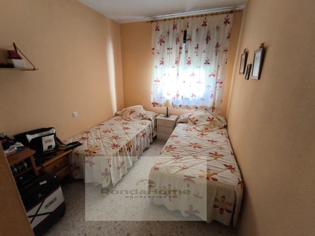 2 bedroom Flat for rent in Alcorrín, Manilva with pool garage - € 1,100 (Ref: 10094460)