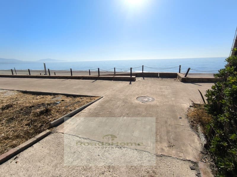 2 bedroom Flat for rent in Manilva with pool garage - € 1,100 (Ref: 10094460)