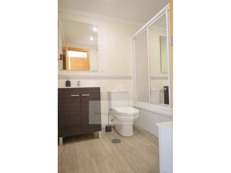 3 sovrum Lägenhet att hyra i Torremolinos med pool garage - 1 800 € (Ref: 10131654)