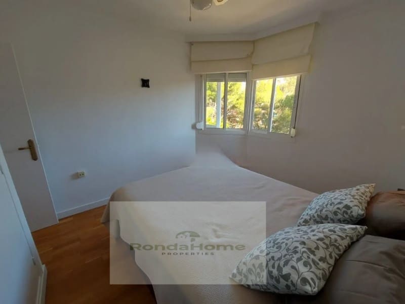 2 quarto Apartamento para arrendar em Malaga cidade com piscina garagem - 1 500 € (Ref: 10139661)