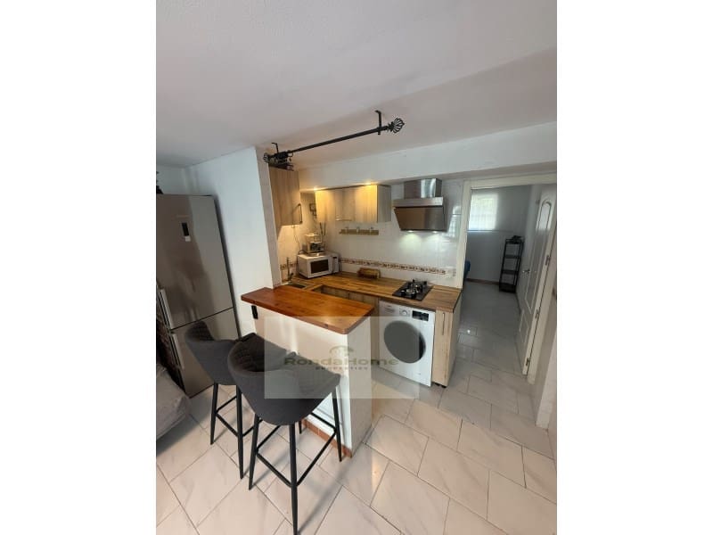 1 makuuhuone Asunto vuokrattavana paikassa Fuengirola - 1 200 € (Ref: 10139662)