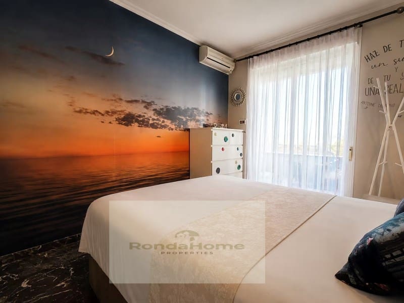 2 bedroom Flat for rent in Fuengirola with garage - € 1,300 (Ref: 10146987)