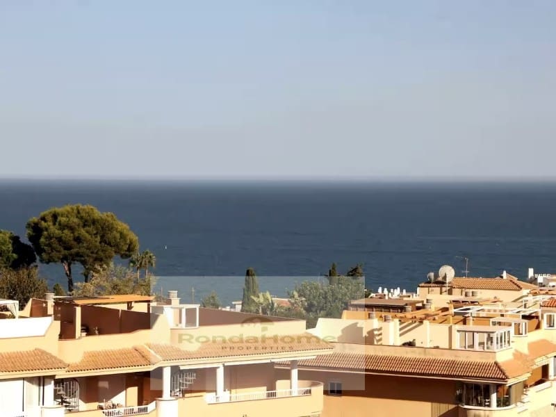2 bedroom Flat for rent in Fuengirola with garage - € 1,300 (Ref: 10146987)