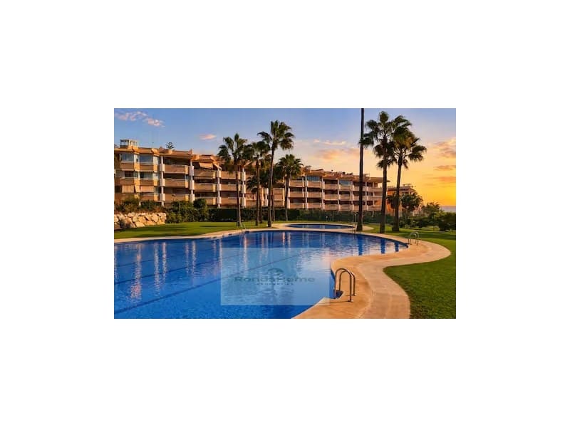 2 bedroom Flat for rent in Fuengirola with garage - € 1,300 (Ref: 10146987)