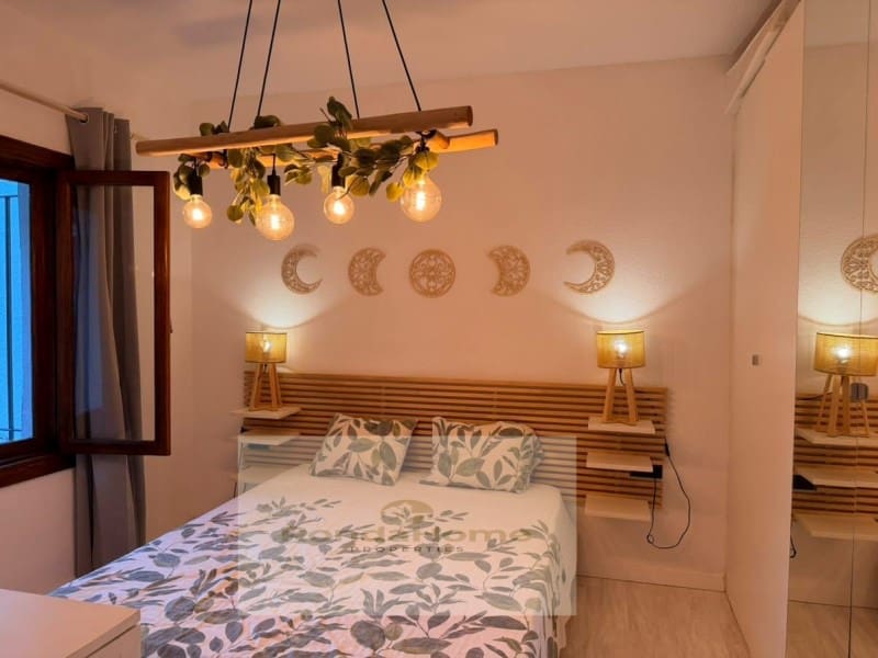 2 soveværelse Lejlighed til leje i El Paraiso med swimmingpool - € 1.500 (Ref: 10157661)