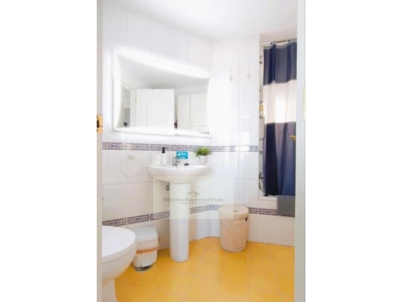 2 bedroom Flat for rent in Torremolinos with pool garage - € 1,150 (Ref: 10163096)