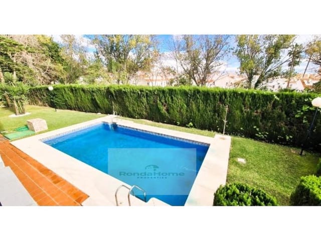 2 soveværelse Lejlighed til leje i Torremolinos med swimmingpool garage - € 1.150 (Ref: 10163096)