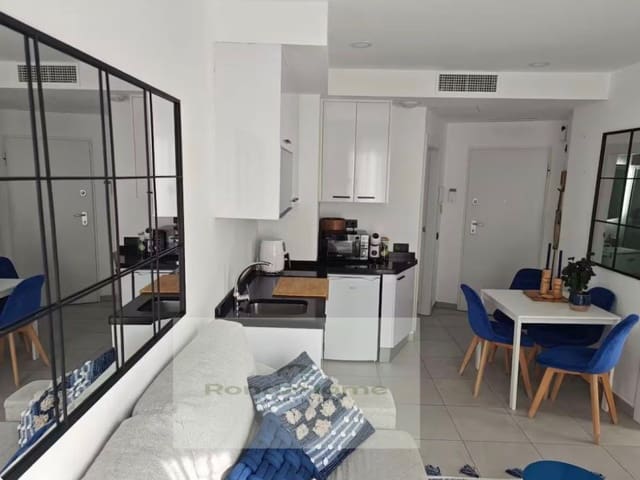 1 soveværelse Lejlighed til leje i Torremolinos med swimmingpool garage - € 1.000 (Ref: 10163097)