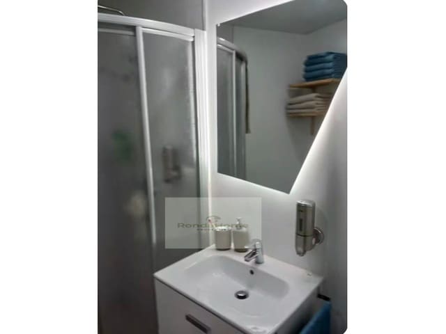 1 soveværelse Lejlighed til leje i Torremolinos med swimmingpool garage - € 1.000 (Ref: 10163097)