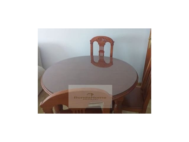 3 makuuhuone Asunto vuokrattavana paikassa La Roca, Málaga kaupunki - 1 100 € (Ref: 10164887)