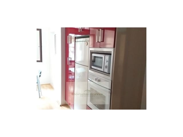 3 makuuhuone Asunto vuokrattavana paikassa La Roca, Málaga kaupunki - 1 100 € (Ref: 10164887)