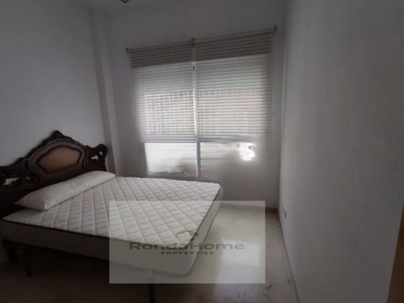 2 quarto Apartamento para arrendar em Malaga cidade com garagem - 1 300 € (Ref: 10175132)