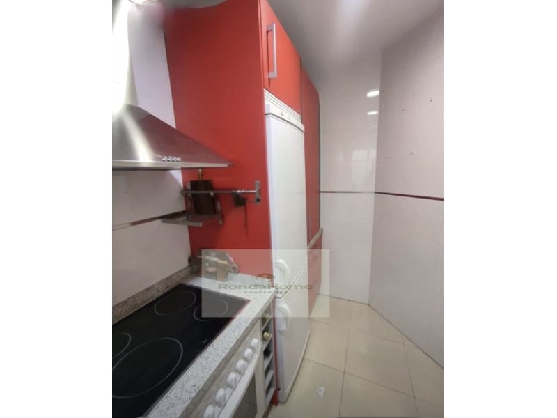 2 quarto Apartamento para arrendar em Malaga cidade com garagem - 1 300 € (Ref: 10175132)
