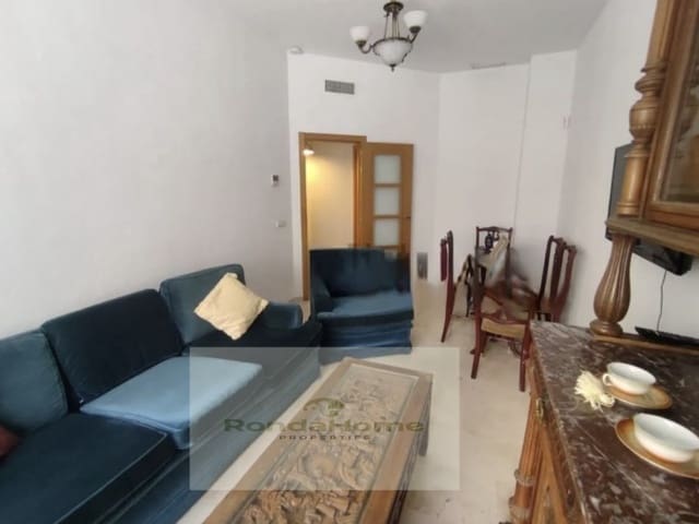 2 bedroom Flat for rent in La Trinidad, Málaga city with garage - € 1,300 (Ref: 10175132)