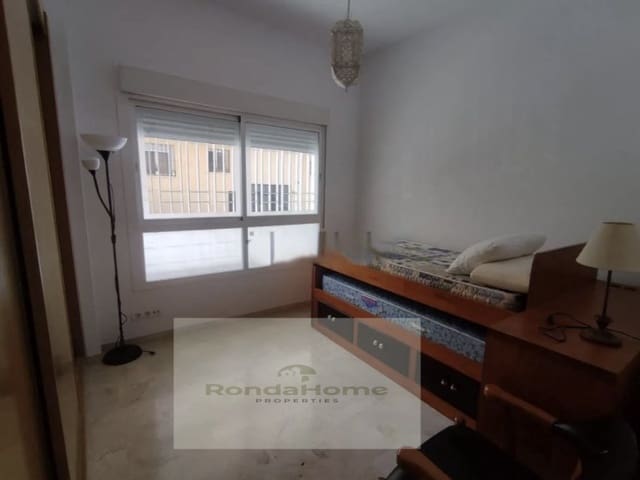 2 bedroom Flat for rent in La Trinidad, Málaga city with garage - € 1,300 (Ref: 10175132)