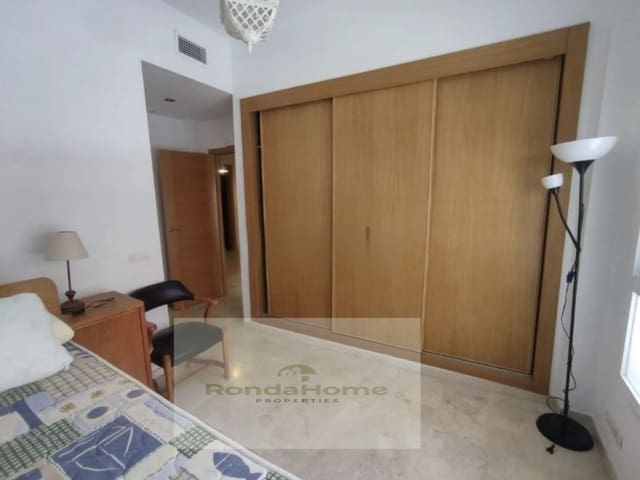 2 bedroom Flat for rent in La Trinidad, Málaga city with garage - € 1,300 (Ref: 10175132)