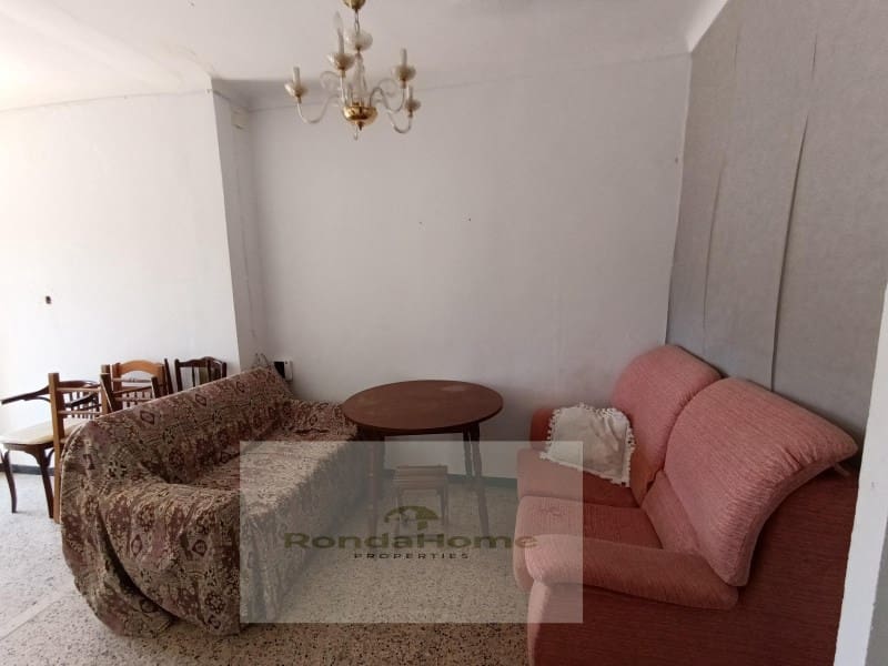 2 slaapkamer Huis te koop in Benaojan - € 42.000 (Ref: 9082000)