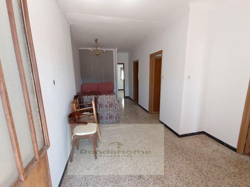 2 slaapkamer Huis te koop in Benaojan - € 42.000 (Ref: 9082000)