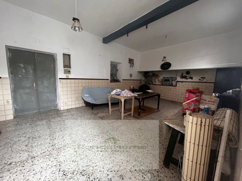 10 soveværelse Byhus til salg i Canete la Real - € 125.000 (Ref: 9082003)