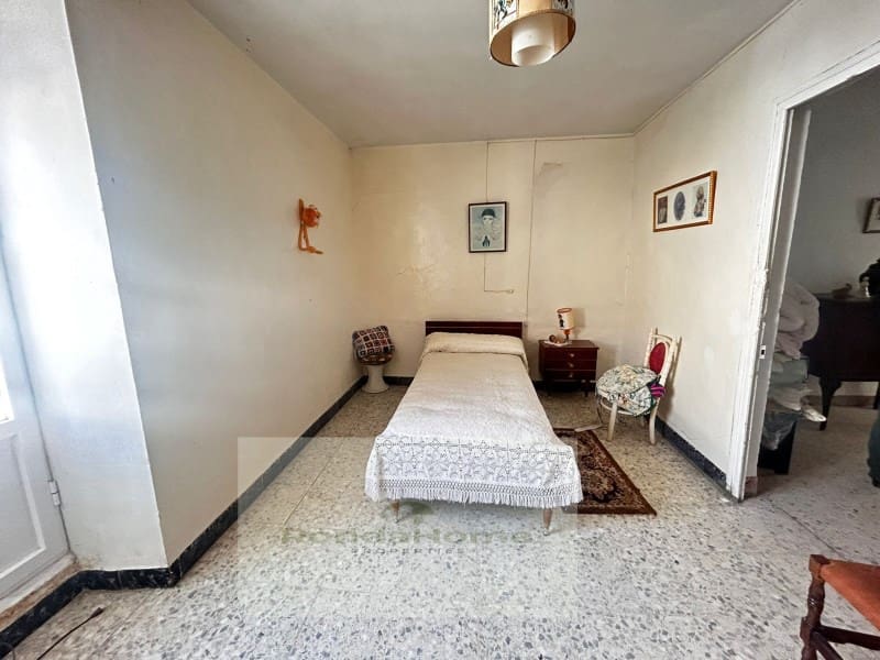 10 soveværelse Byhus til salg i Canete la Real - € 125.000 (Ref: 9082003)