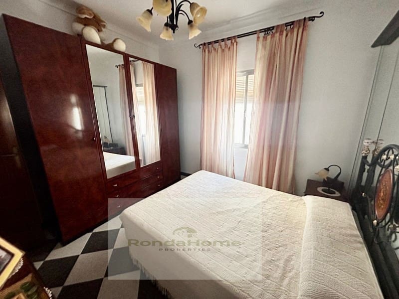 4 sypialnia Dom na sprzedaż w Benaojan - 89 500 € (Ref: 9082010)