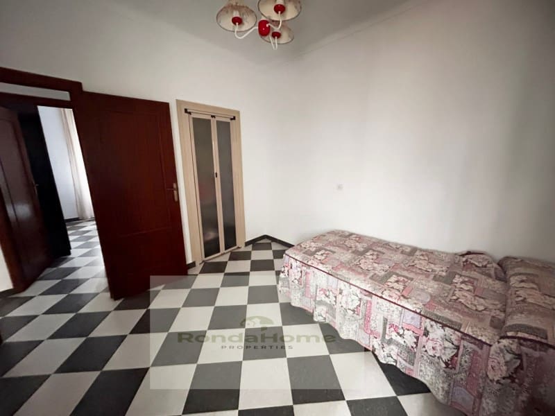 4 sypialnia Dom na sprzedaż w Benaojan - 89 500 € (Ref: 9082010)