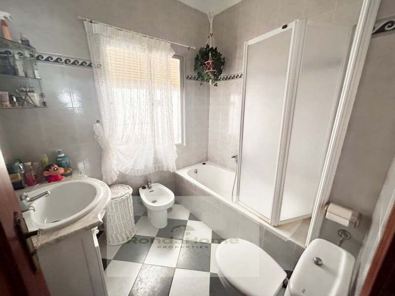 4 sypialnia Dom na sprzedaż w Benaojan - 89 500 € (Ref: 9082010)