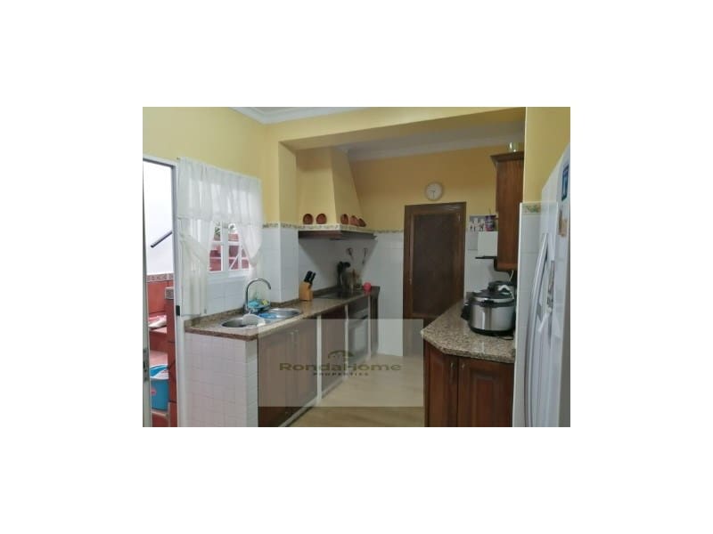 3 soverom Hus til salgs i Benaojan - € 115 000 (Ref: 9082014)