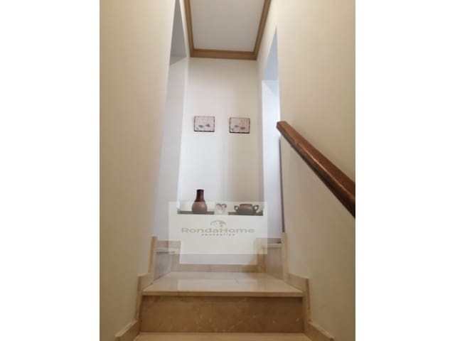 3 soveværelse Byhus til salg i Benaoján - € 115.000 (Ref: 9082014)