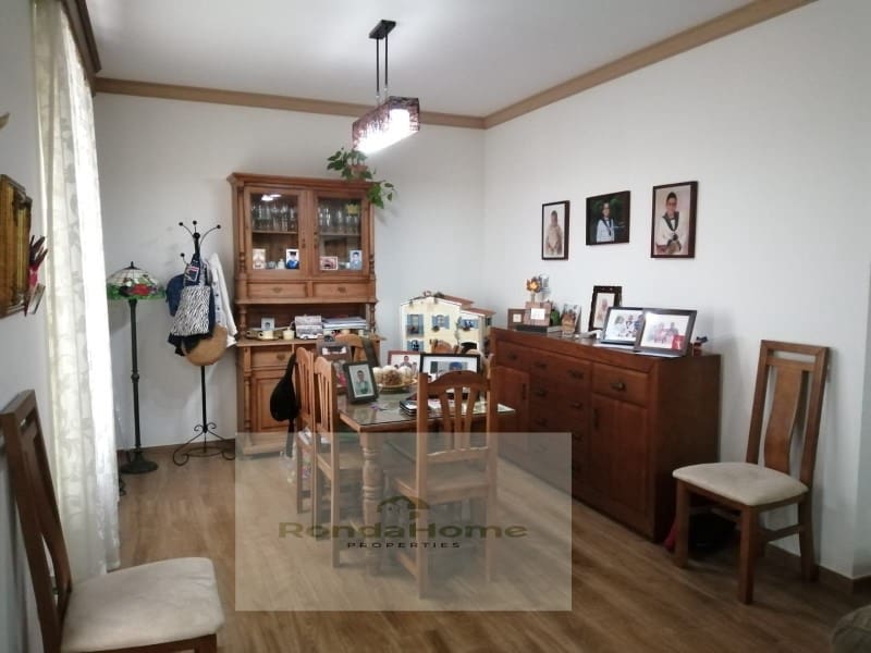 3 soverom Hus til salgs i Benaojan - € 115 000 (Ref: 9082014)