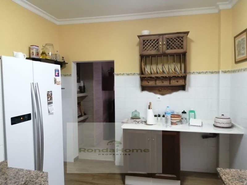 3 soverom Hus til salgs i Benaojan - € 115 000 (Ref: 9082014)