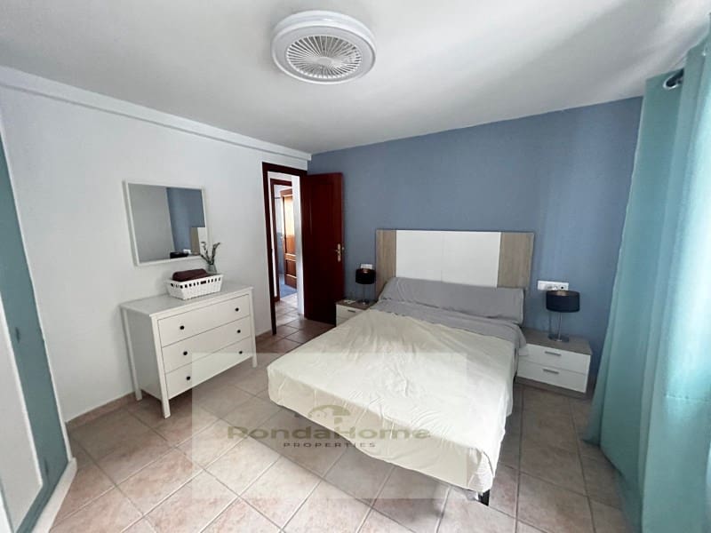 3 soveværelse Finca/Landehus til salg i Ronda med swimmingpool - € 250.000 (Ref: 9101286)