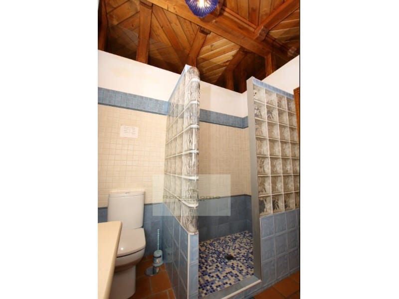 4 soveværelse Finca/Landehus til salg i Cortes de la Frontera med garage - € 190.000 (Ref: 9105060)