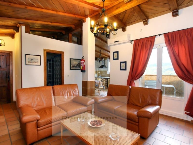 4 soveværelse Finca/Landehus til salg i Cortes de la Frontera med garage - € 190.000 (Ref: 9105060)